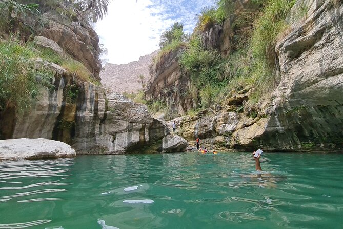 Private Wadi Tiwi - Bimmah Sinkhole - White Sand Beach - Full Day Tour - White Sands Beach or Fins Beach