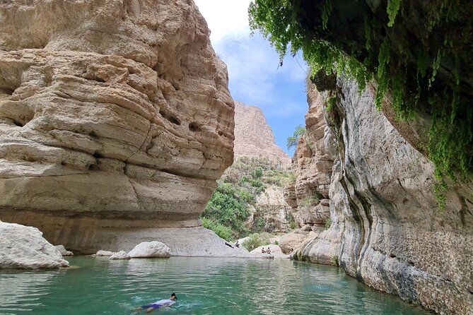 Private Wadi Tiwi - Bimmah Sinkhole - White Sand Beach - Full Day Tour - Who will enjoy this Oman excursion most