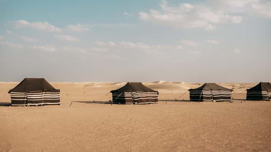 Salalah: Bedouin Tent Night Stay in Desert + Sunset Safari - Sunrise and breakfast in the sand