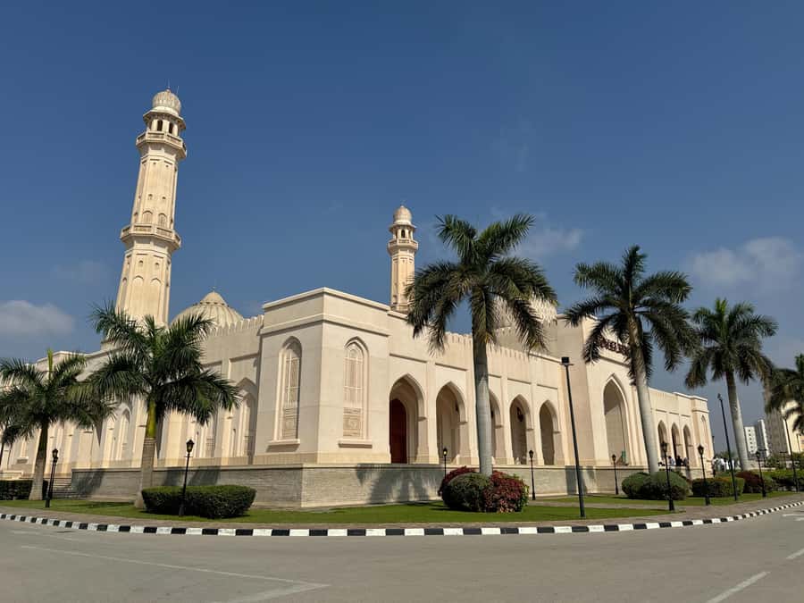 Salalah City Tour: Discover the Best of Oman’s Coastal Gem - Key points to know before booking