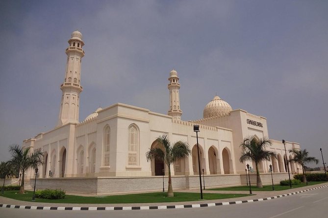 Salalah City Tour :Salalah Tours - Guide style and what to expect on the road
