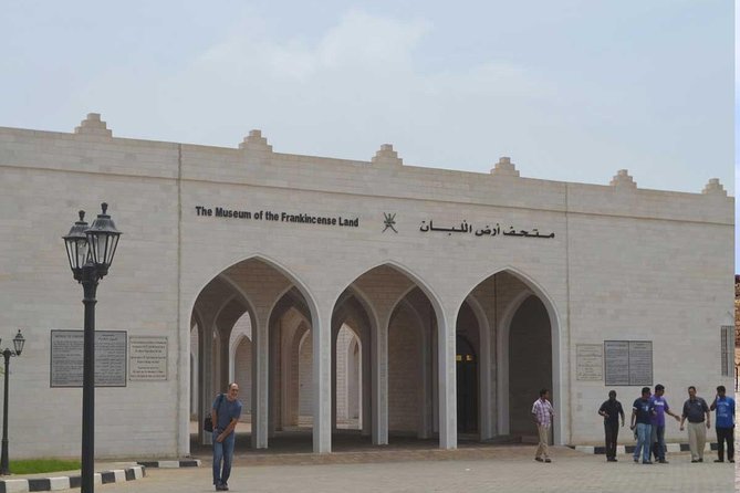 Salalah City Tour :Salalah Tours - Timing advice for hotel and cruise passengers