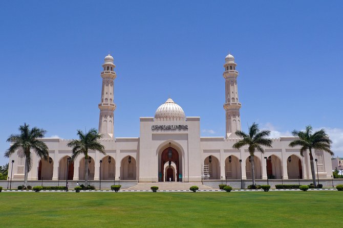 Salalah City Tour + West Coast Combo (Mughsail beach, blowholes) - Mughsail Beach and the quiet lagoon