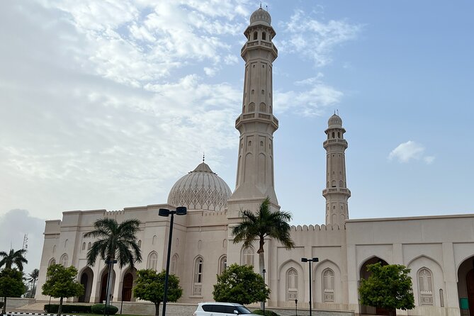 Salalah City Tour with History, Culture, Souq Shopping, Halwa - Ain Jarziz and Ittin Cave in the mountains