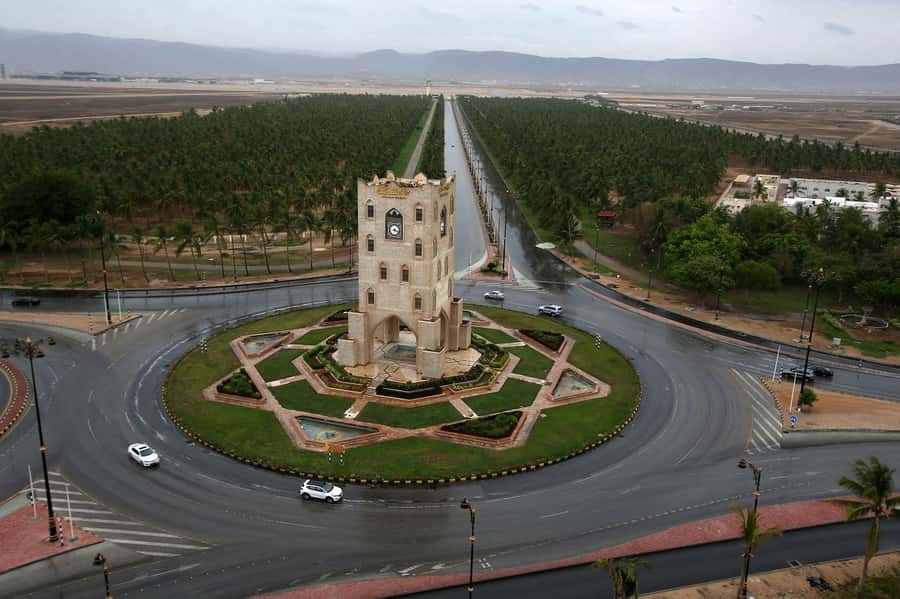 Salalah City Tours - Snacks, drinks, and the small comforts