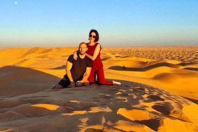 Sunset desert safari tour in Salalah(private tour) - Entering the Rub al Khali after darkening skies