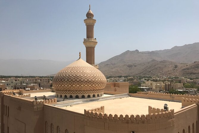 Tour Arwa 3 Days-2 Nights, Oman Tours Package - Sur and Al Hadd: boats, old homes, and a late night