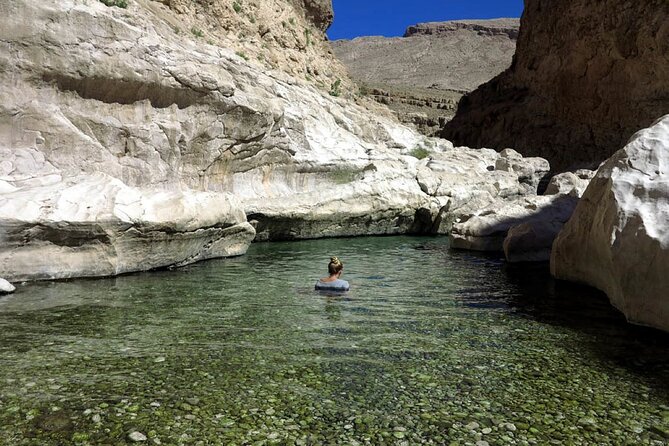 Tour Jawahir 2 Days-1 Night In Wahiba Sands, Oman Tours Package - Wadi Shab: the most active stop
