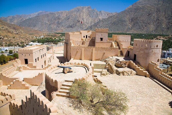 Tour Shahad 4 Days-3 Nights, Oman Tours Package - A four-day cross-section of Oman
