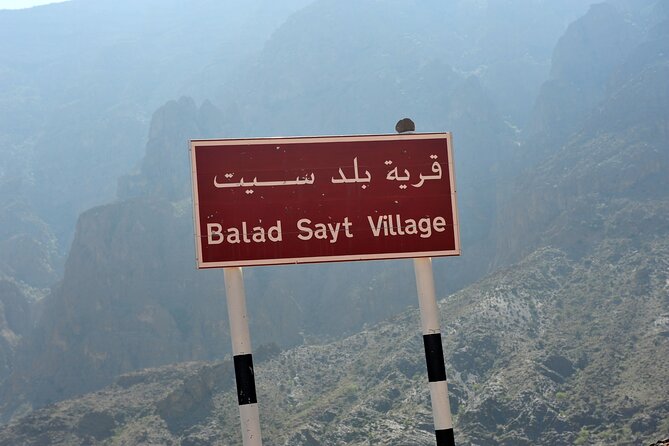 Tour Shahad 4 Days-3 Nights, Oman Tours Package - What the private 4WD and guide add