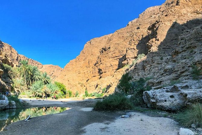 Wadi Shab and Bimmah Sinkhole Full Day Tour - What to pack for Wadi Shab