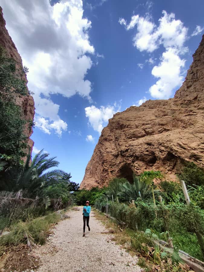 Wadi Shab &Bimmah Sinkhole &Heart shaped Cave &Pebble Beach - Lunch and the Change From Wadi to Coast