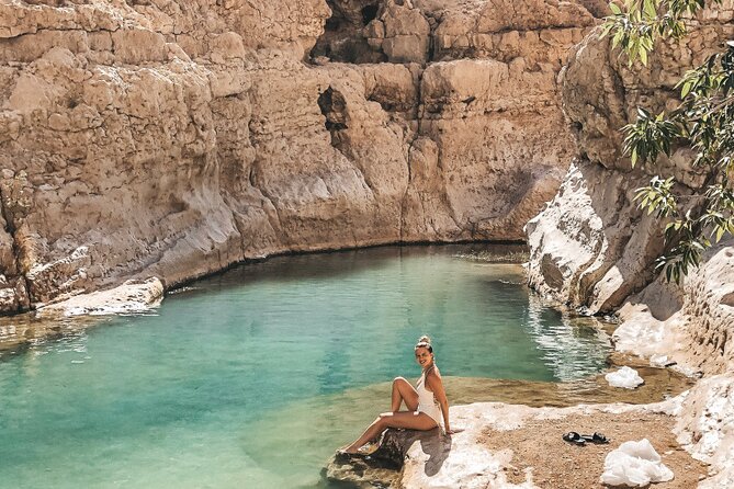 Wadi Shab Coastal Trekking - Walking through Wadi Shab