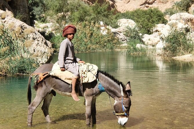 WADI SHAB - Muscat, Oman - Bimmah Sinkhole finishes with green water