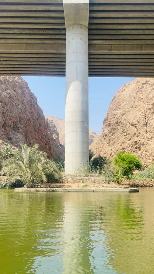 Wadi Shab Parking Meet the Local Guide for Self drivers - What the $30 price really covers