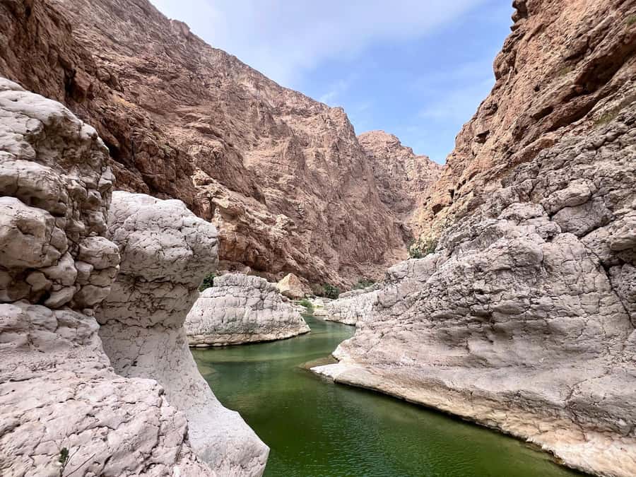 Wadi Shab & Wadi Tiwi : Guided Adventure (Customer Own Car) - Murshid’s guiding style and safety