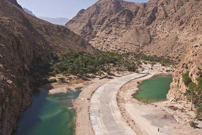 Wadishab and Bhima Sink Hole (Sharing Tours - Why Bimmah Sinkhole makes a strong first stop