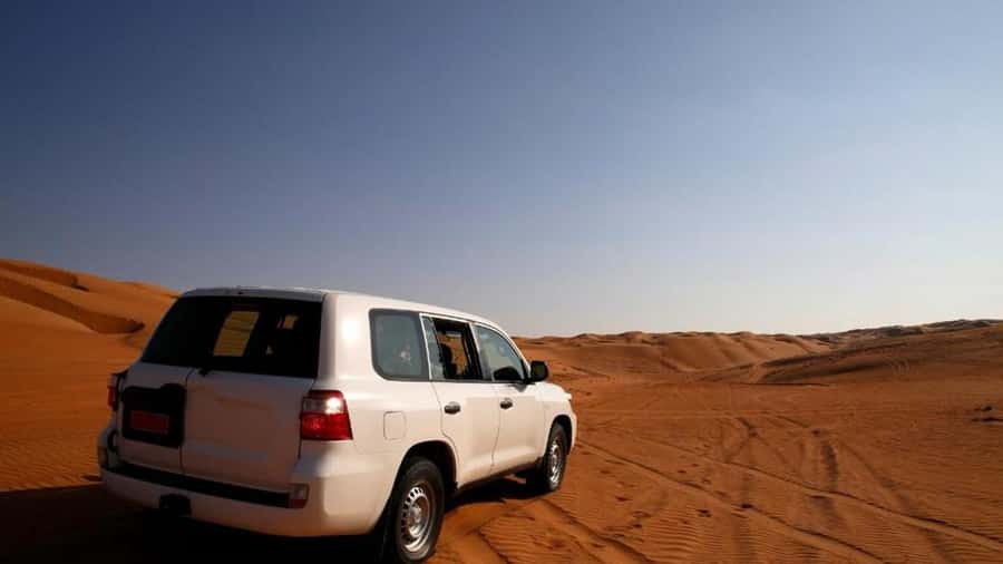 Wahiba Sand and Wadi Bani Khalid Guided Group Tour - Wahiba Sands by 4WD