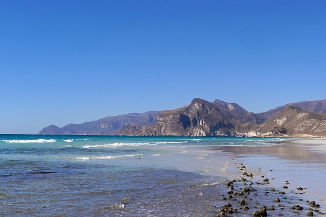 West Coast Mountains and Beaches (Fazayah beach + Shaat cliff) - What the private vehicle and guide add