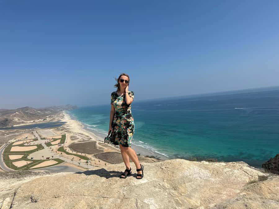 West Salalah Highlights: Coastal Wonders & Scenic Views - Riding the famous Zigzag Road