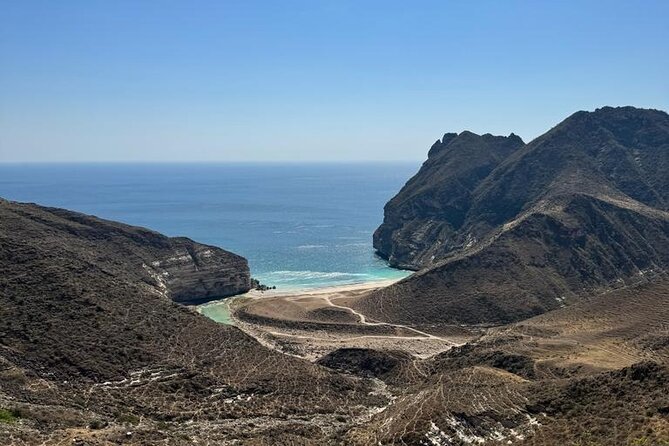 West Salalah Tour by VisitSalalah - Nabi Ayoub’s Tomb and the mountain viewpoint